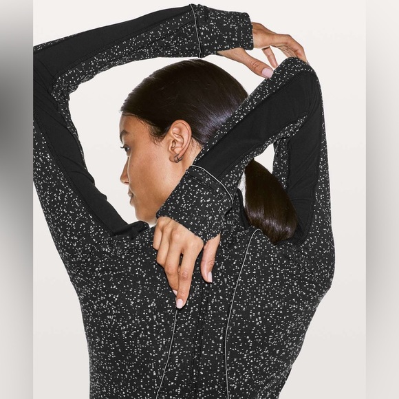 Lululemon Run Briskly 1/2 Zip Magnetized Jacquard Black White / Black | Size 4 - Picture 3 of 10
